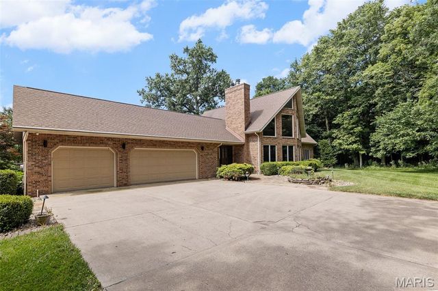 4775 S Hazel Road, Edwardsville, IL 62025