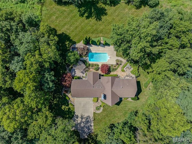 4775 S Hazel Road, Edwardsville, IL 62025