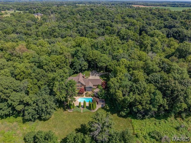 4775 S Hazel Road, Edwardsville, IL 62025