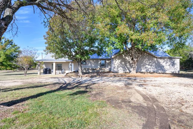 7938 Fm 927, Walnut Springs, TX 76690