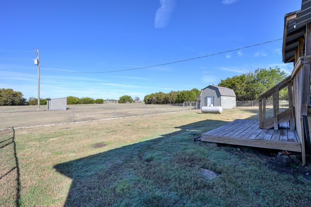 7938 Fm 927, Walnut Springs, TX 76690