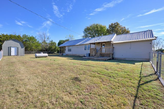 7938 Fm 927, Walnut Springs, TX 76690
