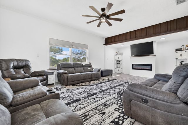 7938 Fm 927, Walnut Springs, TX 76690