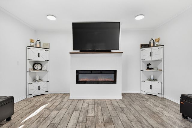 7938 Fm 927, Walnut Springs, TX 76690