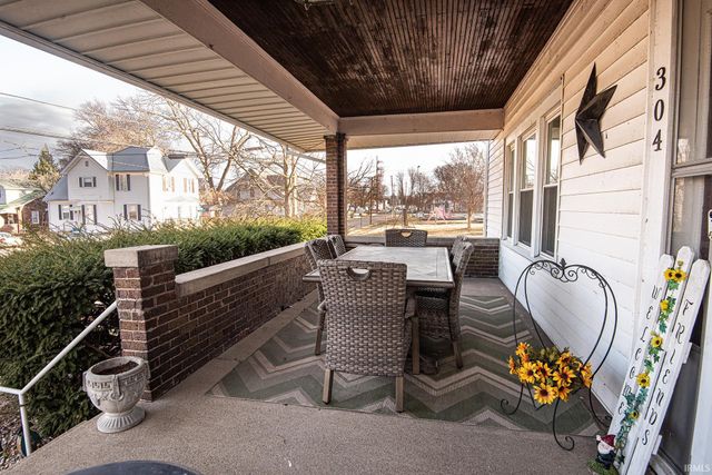 304 S 9th Street, Vincennes, IN 47591