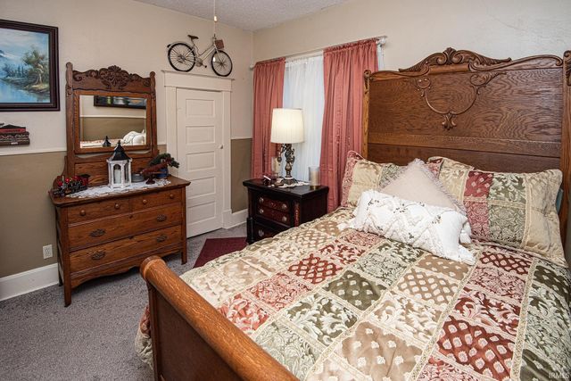 304 S 9th Street, Vincennes, IN 47591