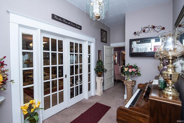 304 S 9th Street, Vincennes, IN 47591