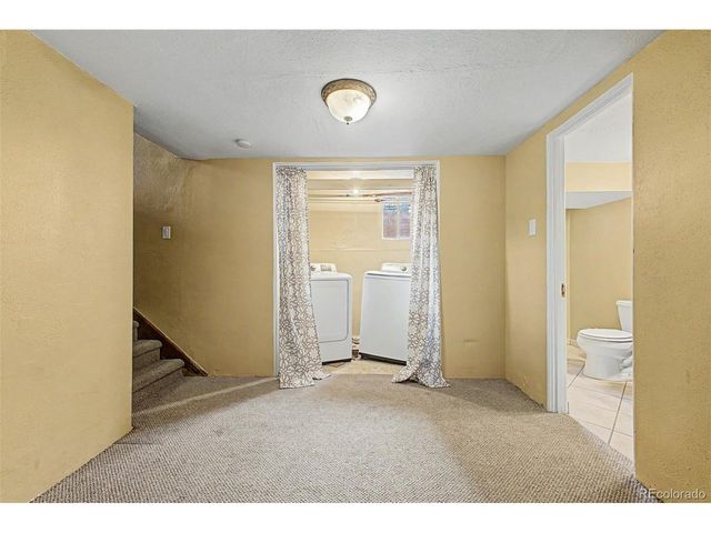 1405 Dexter St, Denver, CO 80220