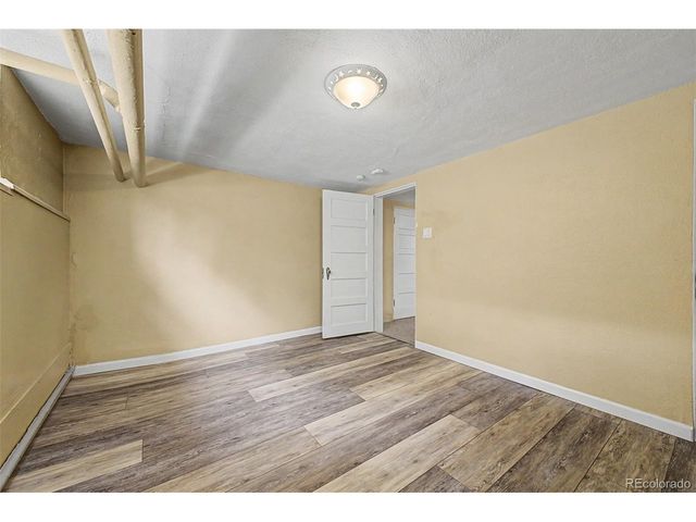 1405 Dexter St, Denver, CO 80220
