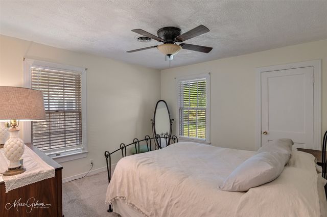 327 Mccormick Street, Shreveport, LA 71104