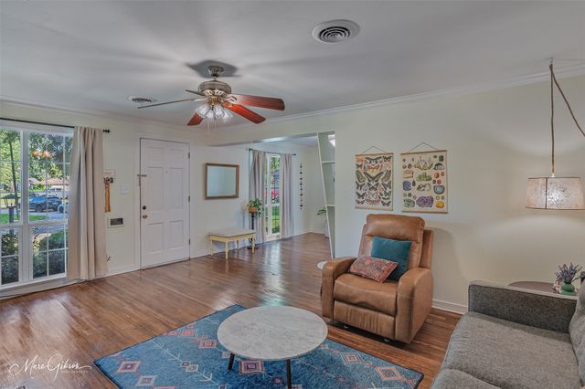 327 Mccormick Street, Shreveport, LA 71104