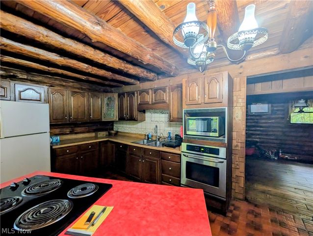 46650 Carlisle Road, Lisbon, OH 44432