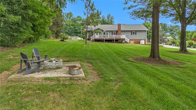 698 Oak Grove Church Road, Millers Creek, NC 28651