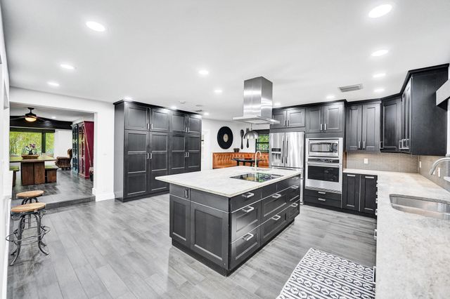 2309 NE 12th Court, Fort Lauderdale, FL 33304