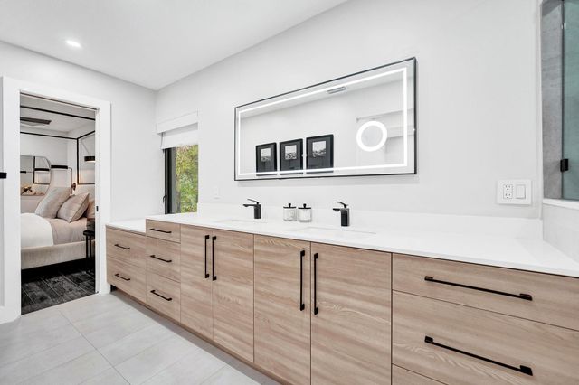 2309 NE 12th Court, Fort Lauderdale, FL 33304