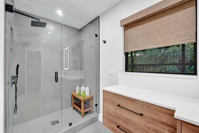 2309 NE 12th Court, Fort Lauderdale, FL 33304