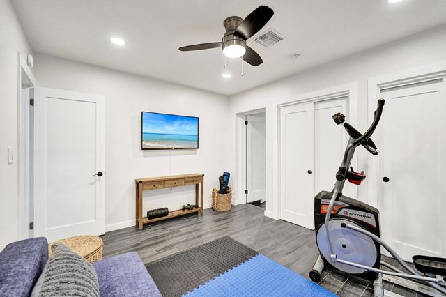 2309 NE 12th Court, Fort Lauderdale, FL 33304