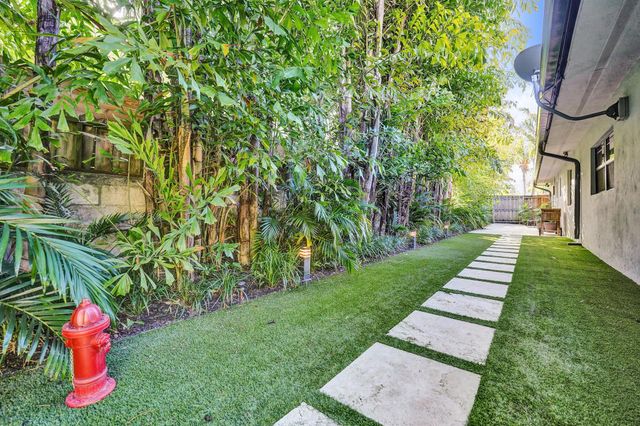 2309 NE 12th Court, Fort Lauderdale, FL 33304