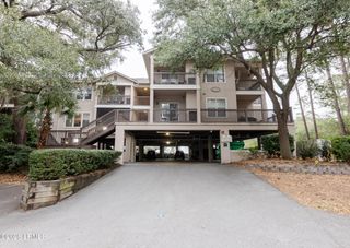 70 Helmsman Way Apt 1401, Hilton Head Island, SC 29928