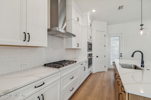 11927 MIRACLE WOODS Way, Jacksonville, FL 32224