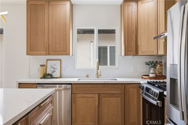 3667 Cimarron, Los Angeles, CA 90018