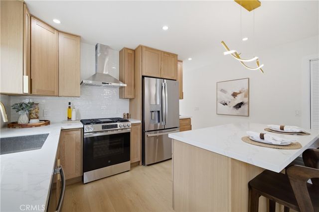 3667 Cimarron, Los Angeles, CA 90018