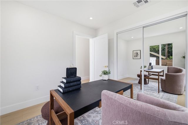 3667 Cimarron, Los Angeles, CA 90018