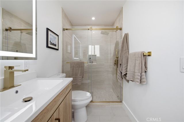 3667 Cimarron, Los Angeles, CA 90018