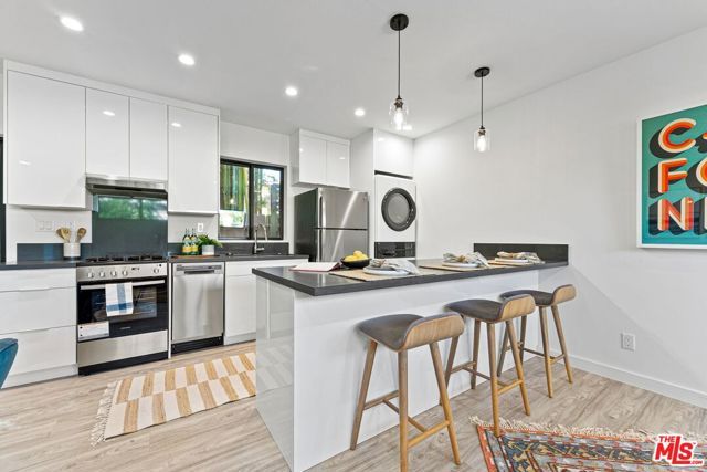 2658 34th Street, Santa Monica, CA 90405