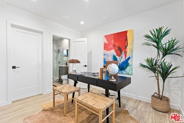 2658 34th Street, Santa Monica, CA 90405