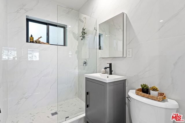 2658 34th Street, Santa Monica, CA 90405