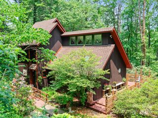 278 Mount View Drive, Burnsville, NC 28714