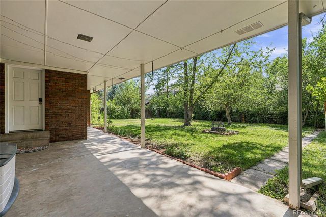 6660 W 12th Place, Lakewood, CO 80214