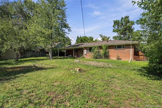 6660 W 12th Place, Lakewood, CO 80214