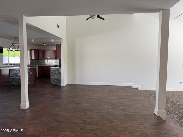 8902 E CHOLLA Street, Scottsdale, AZ 85260