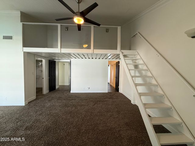 8902 E CHOLLA Street, Scottsdale, AZ 85260