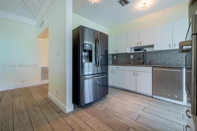 5715 Bayberry Ln, Tamarac, FL 33319