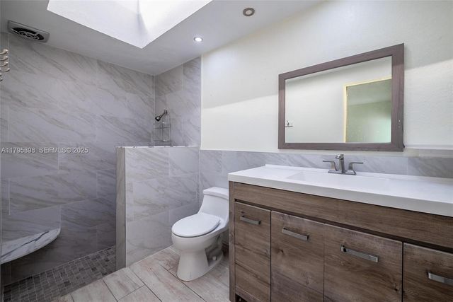 5715 Bayberry Ln, Tamarac, FL 33319