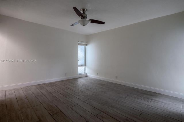 5715 Bayberry Ln, Tamarac, FL 33319