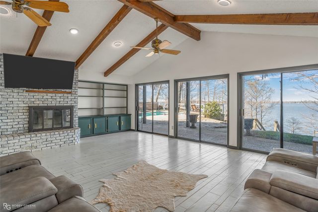 1830 Willow Point Drive, Shreveport, LA 71119