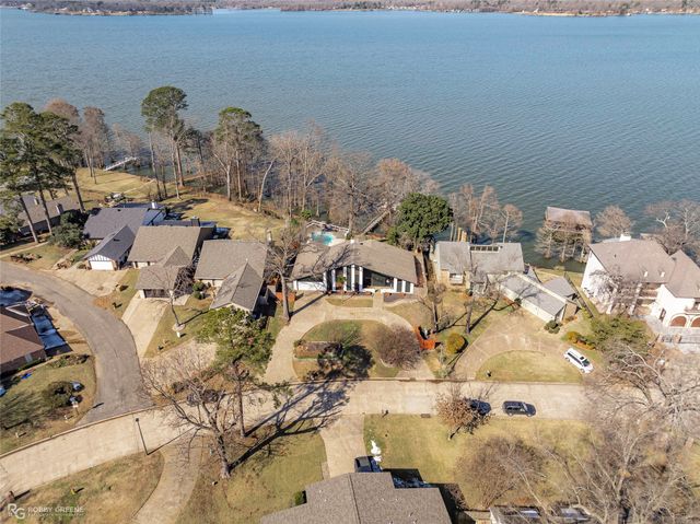 1830 Willow Point Drive, Shreveport, LA 71119