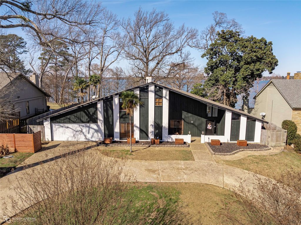 1830 Willow Point Drive, Shreveport, LA 71119