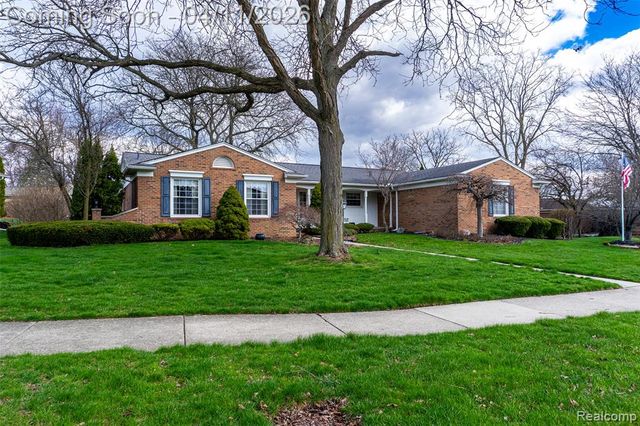 46048 Quail Ridge Drive, Plymouth, MI 48170