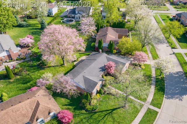 46048 Quail Ridge Drive, Plymouth, MI 48170