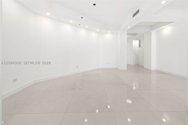 808 Brickell Key Dr 304, Miami, FL 33131