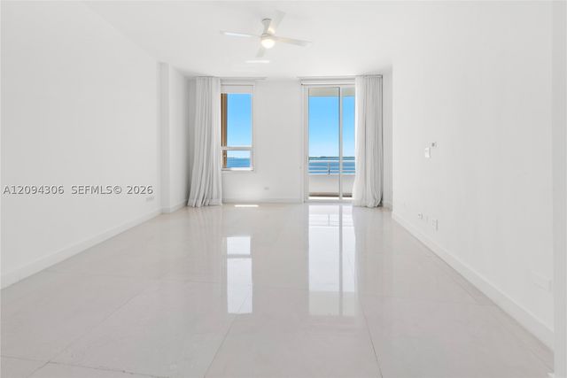 808 Brickell Key Dr 304, Miami, FL 33131
