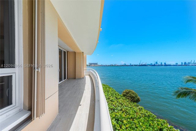 808 Brickell Key Dr 304, Miami, FL 33131