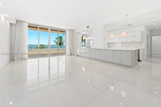 808 Brickell Key Dr 304, Miami, FL 33131