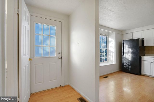 6515 FIELD MASTER DR, Springfield, VA 22152