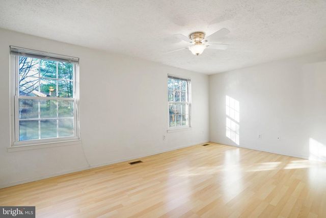 6515 FIELD MASTER DR, Springfield, VA 22152